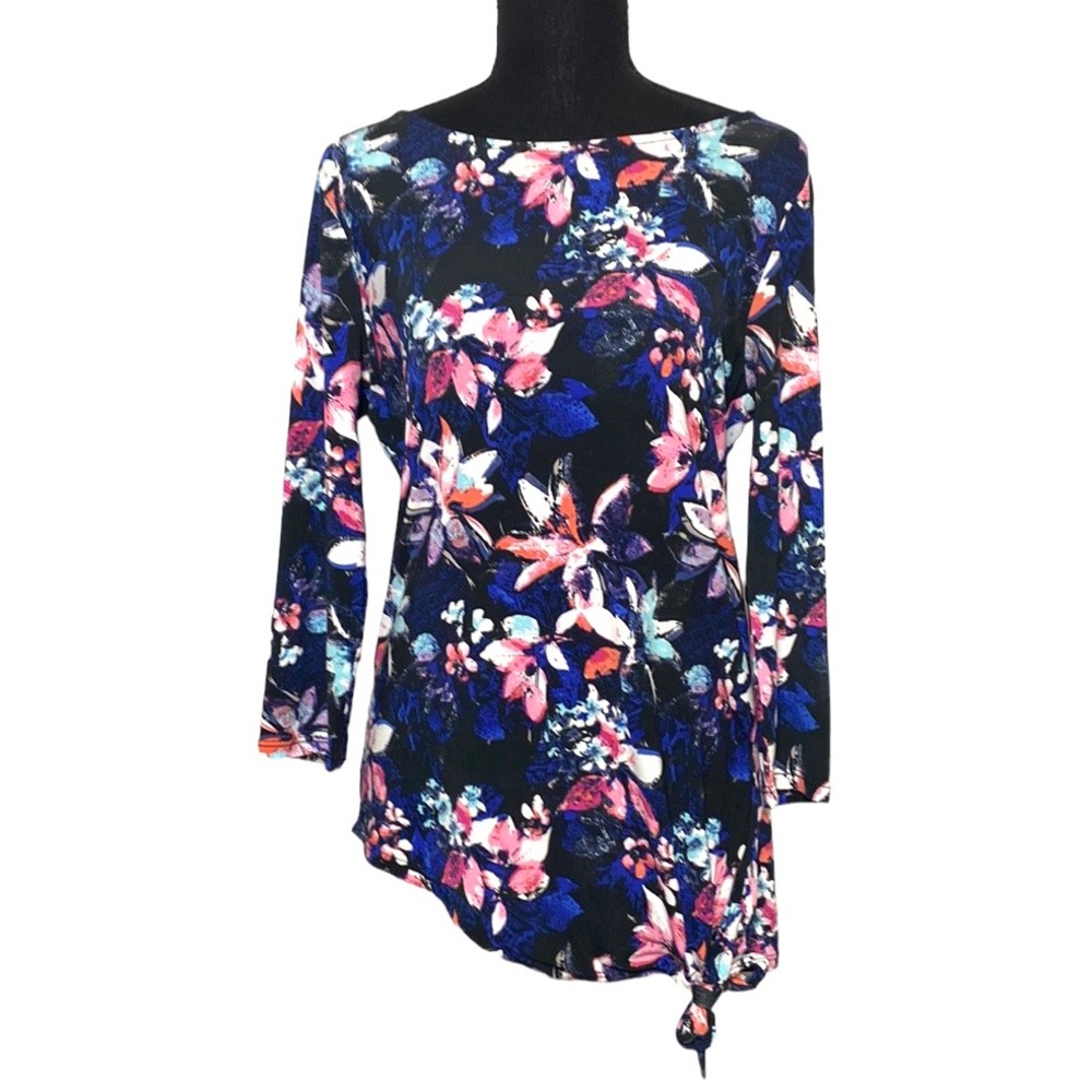Ava & Grace Floral Scoop Neck Tie Front Tunic Top